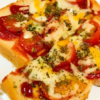 惣菜パン系●プチトマト＆チーズのケチャップトースト